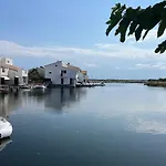 Maison De Avec Son Ponton Privatif